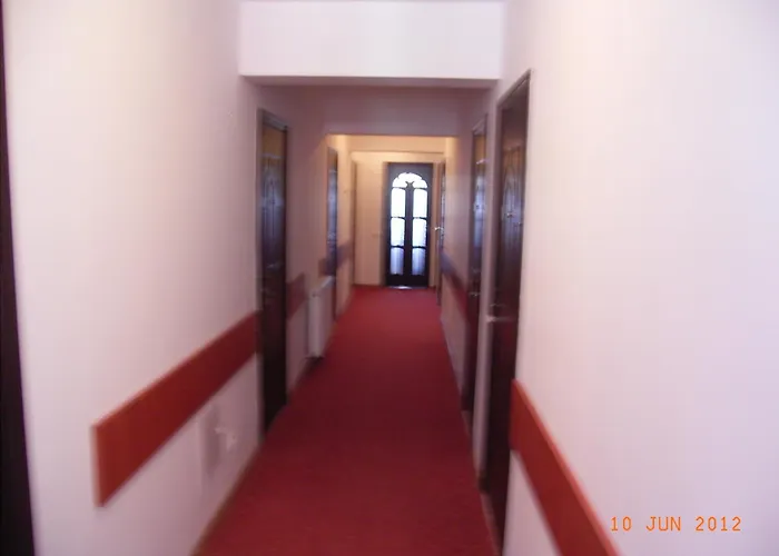 Hotel Basarab Bucureşti